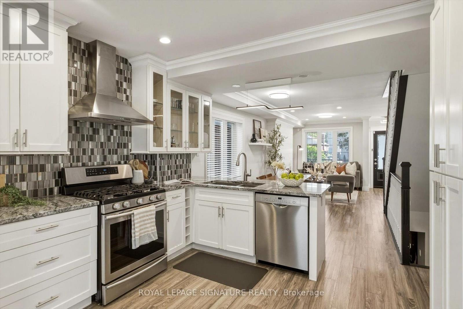 122 HOLBORNE AVENUE - 18