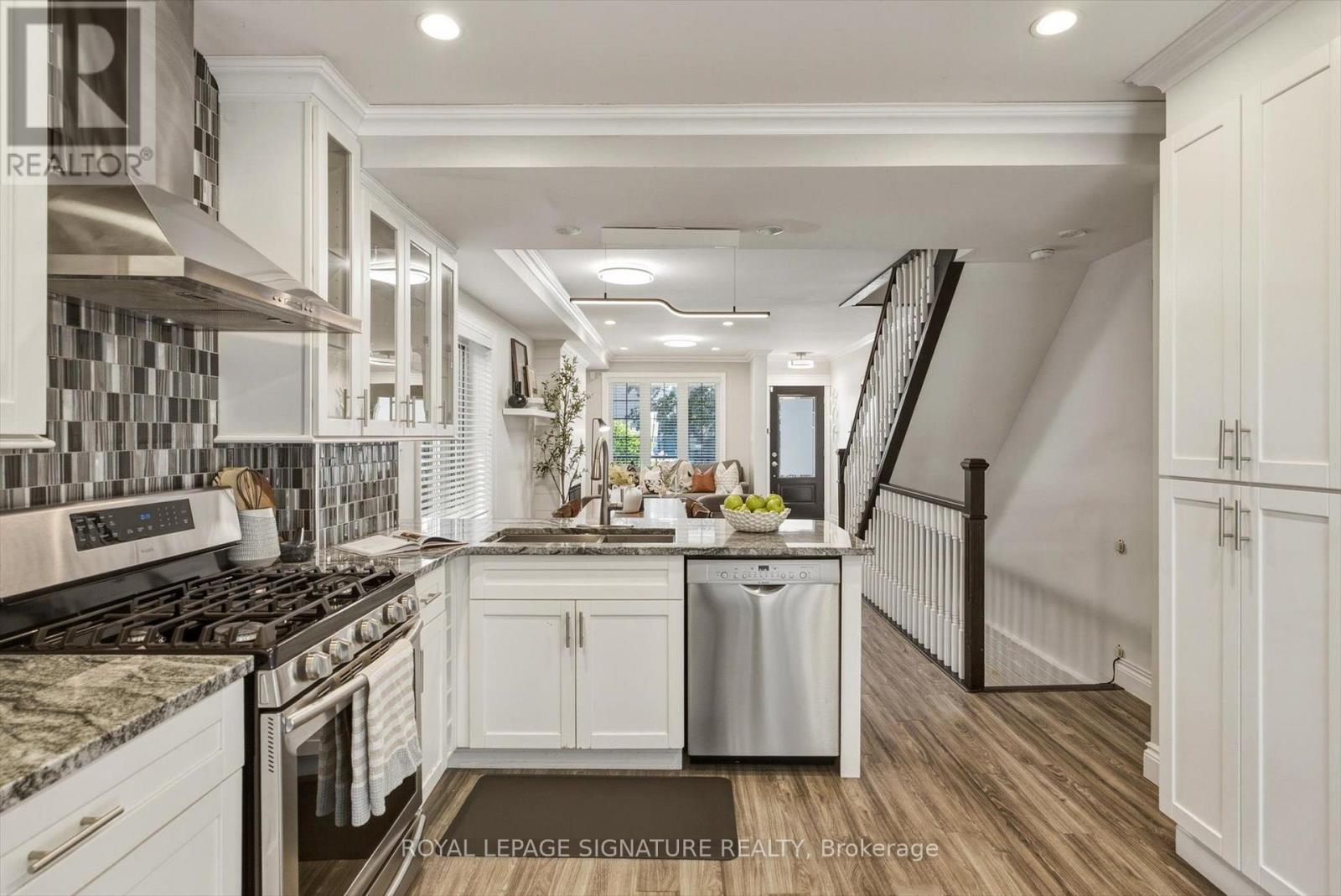 122 HOLBORNE AVENUE - 21