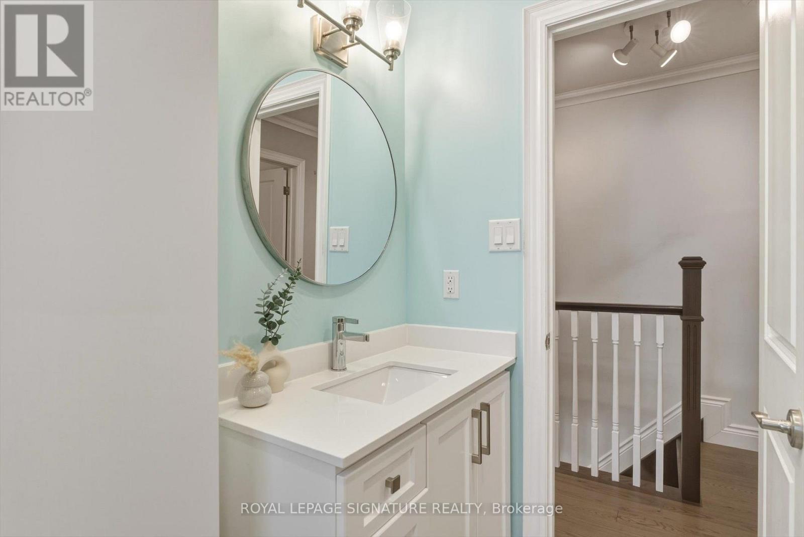 122 HOLBORNE AVENUE - 33