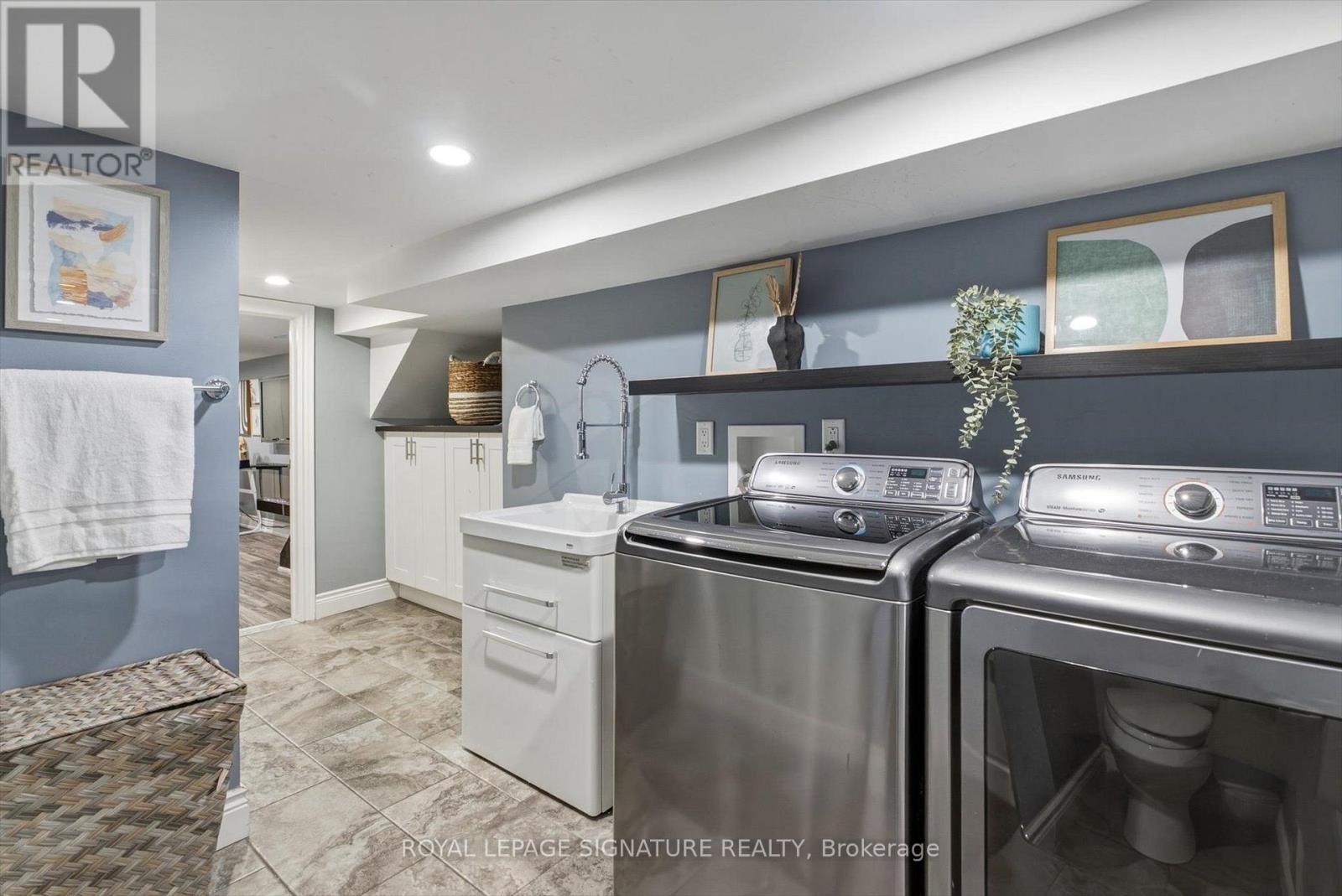 122 HOLBORNE AVENUE - 39
