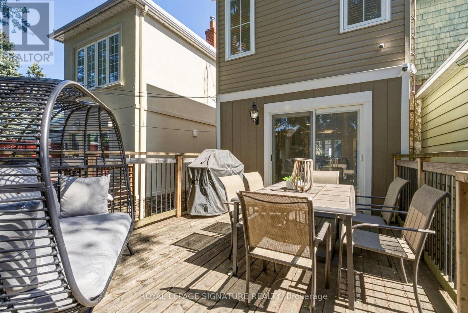 122 HOLBORNE AVENUE - 44