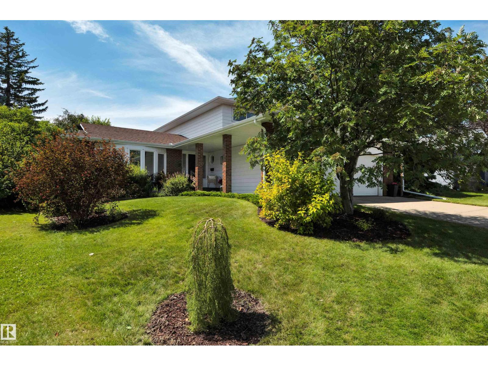 15127 43 AV NW NW - 2