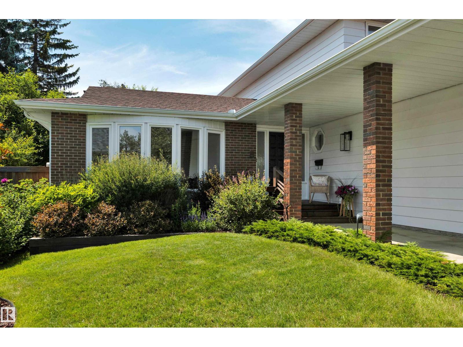 15127 43 AV NW NW - 3