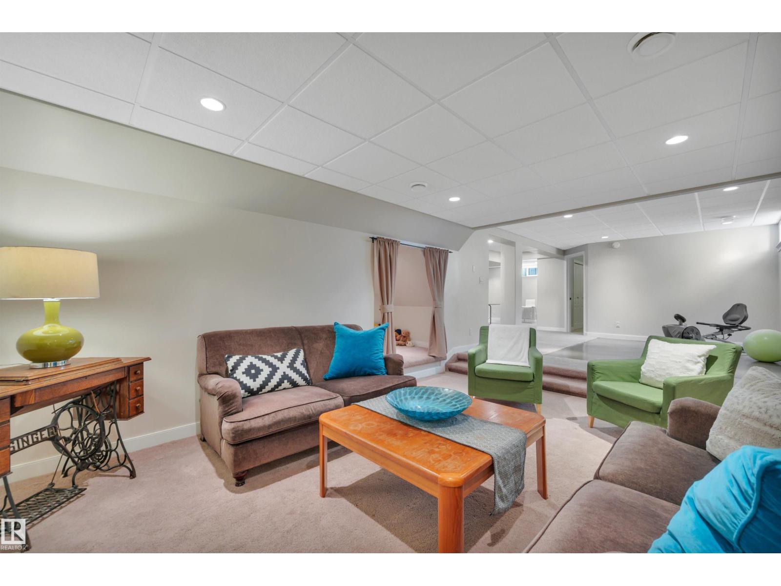 15127 43 AV NW NW - 36