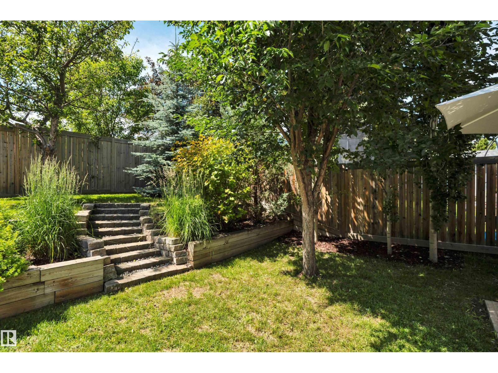15127 43 AV NW NW - 44