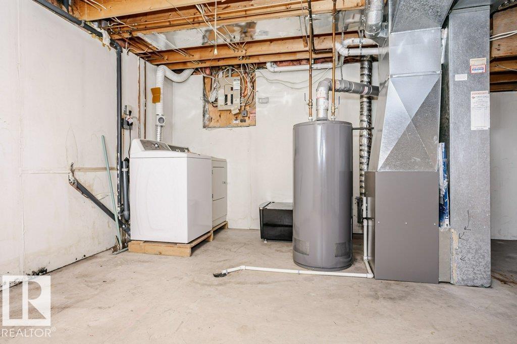 3520 42 AV NW - 27