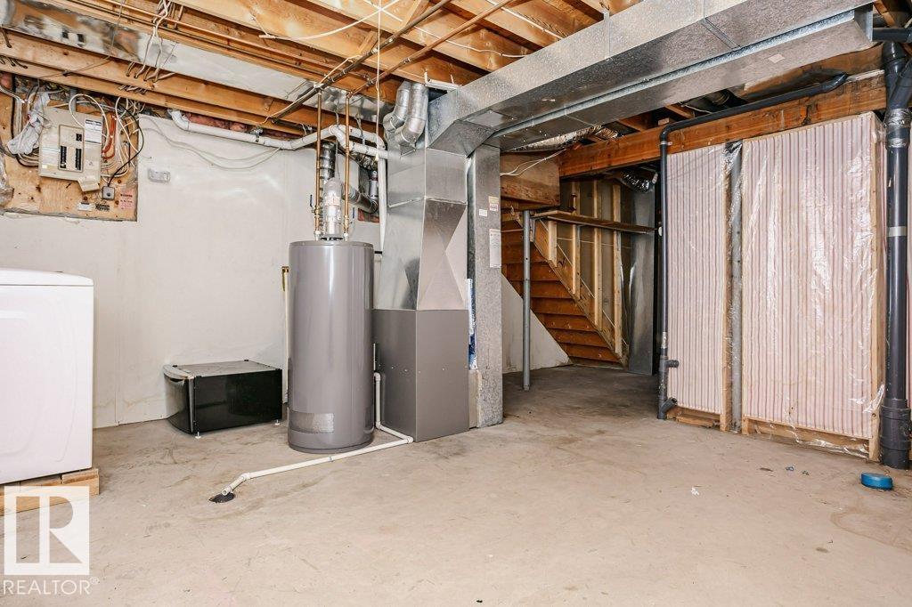 3520 42 AV NW - 28