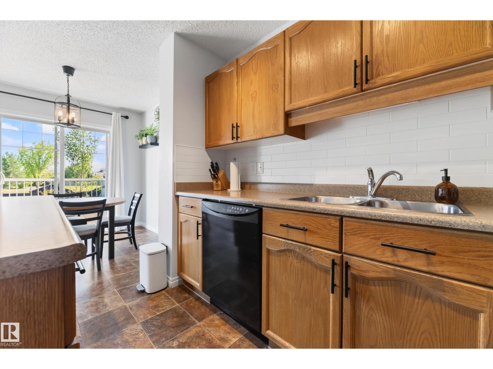 #6 12104 16 AV SW - 17