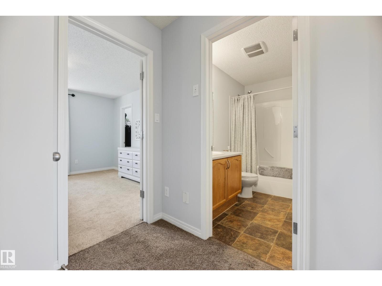 #6 12104 16 AV SW - 20