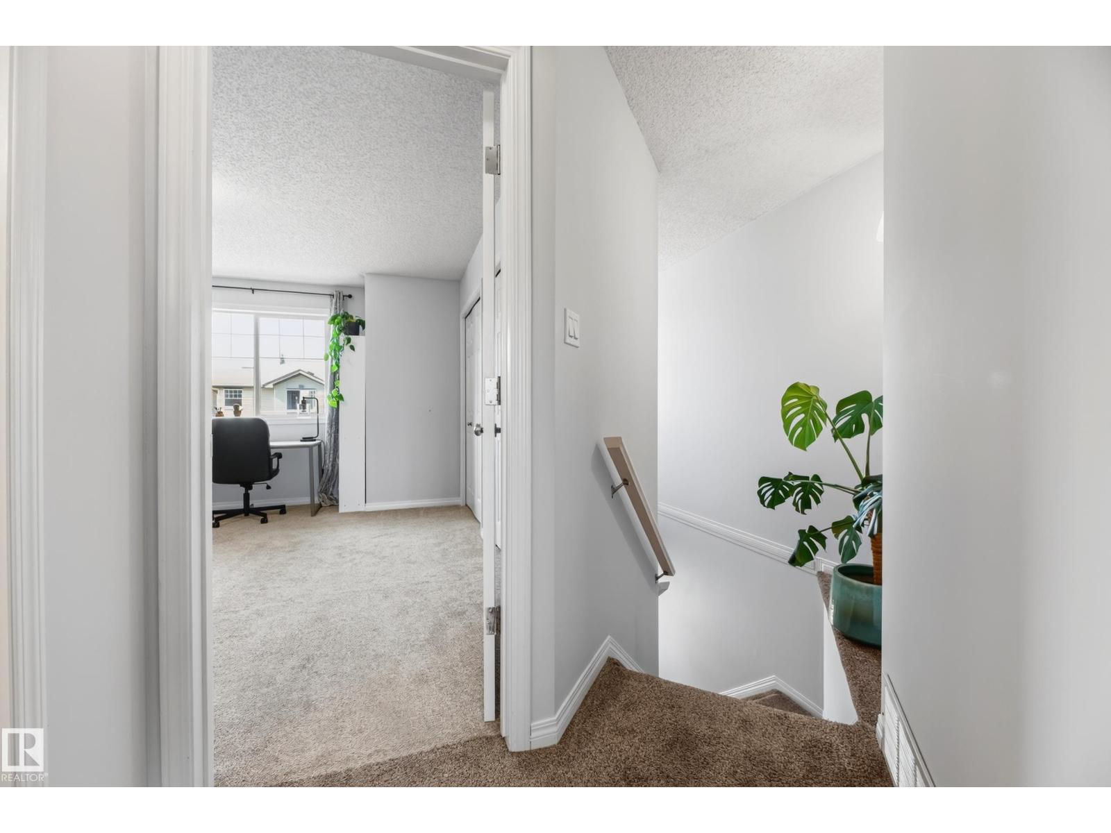 #6 12104 16 AV SW - 21