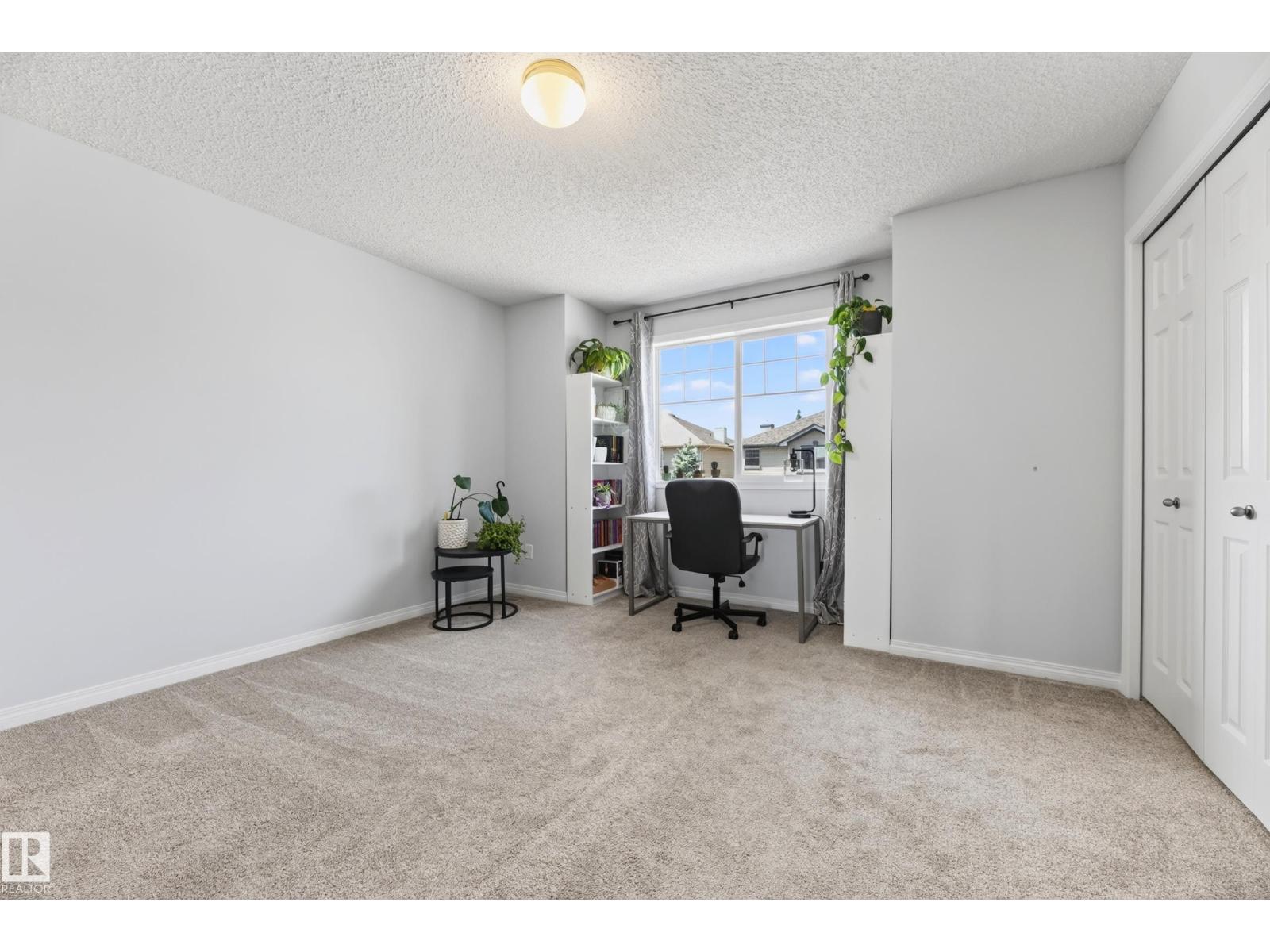 #6 12104 16 AV SW - 22