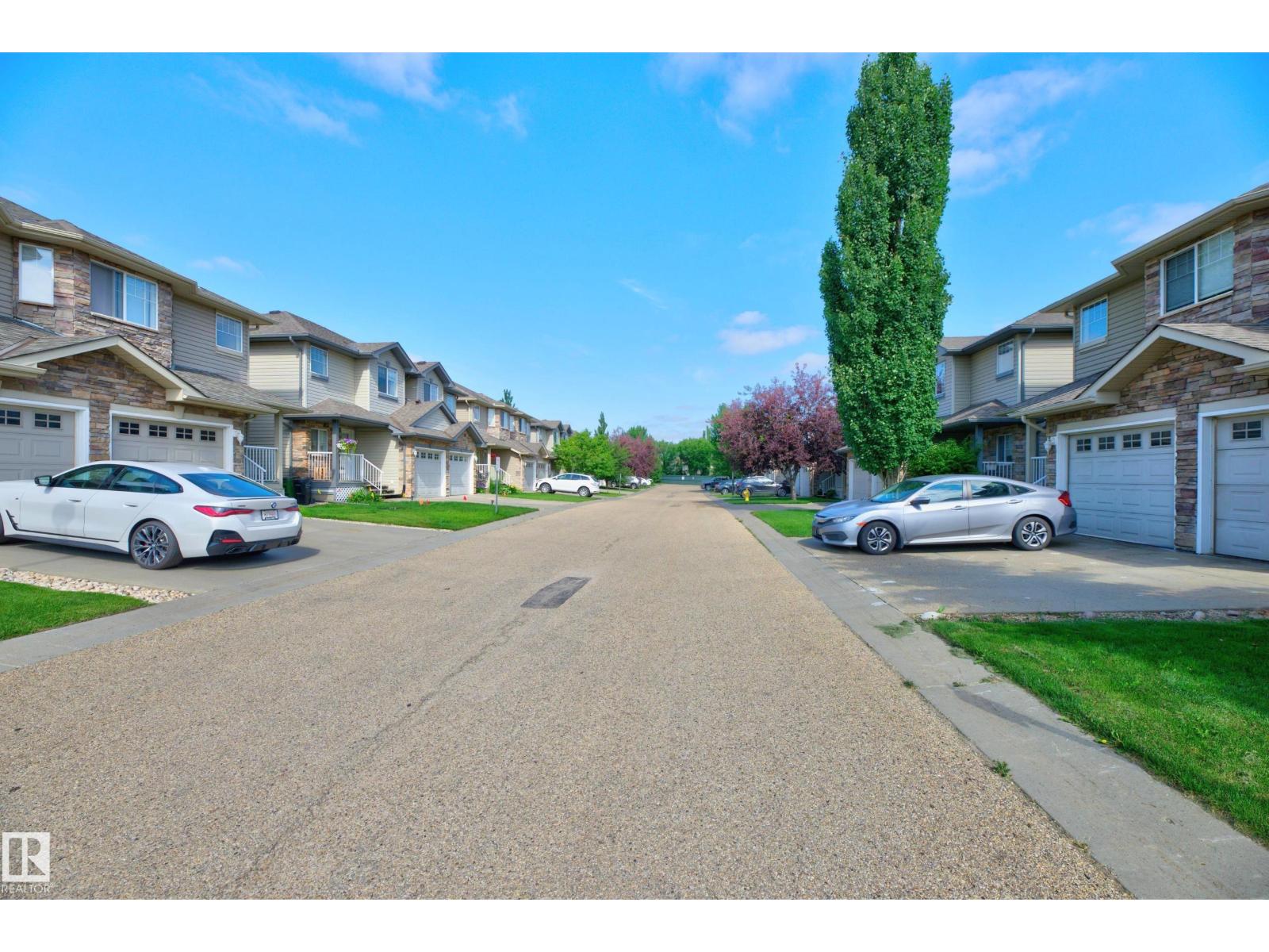 #6 12104 16 AV SW - 52