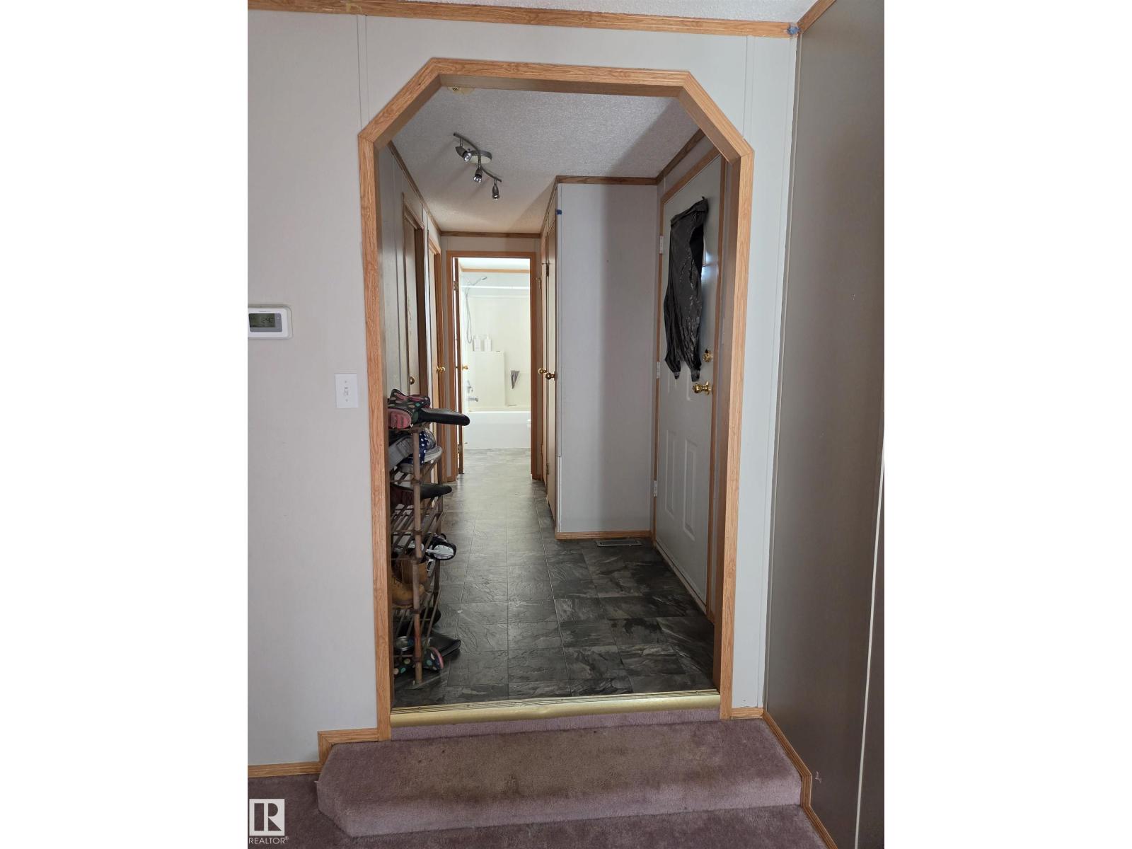 #89 2251 50 street - 18
