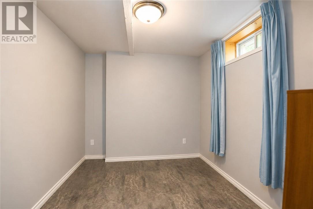 235 Bass Lake Road - Image 22