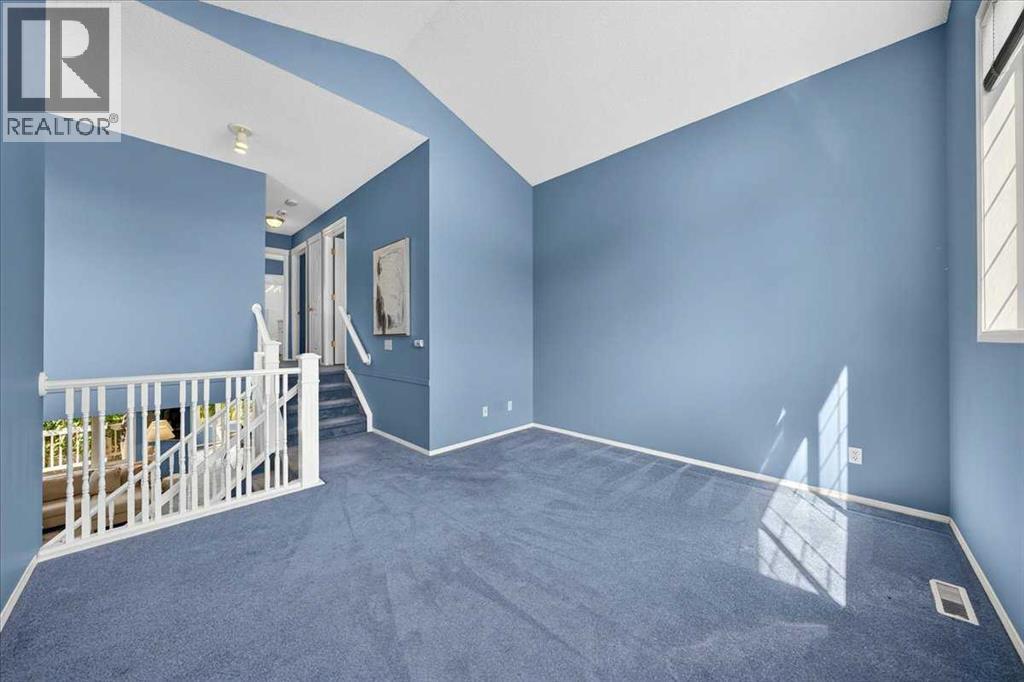 232 Douglas Glen Close SE - 23
