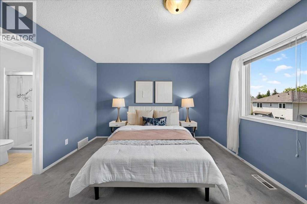 232 Douglas Glen Close SE - 25