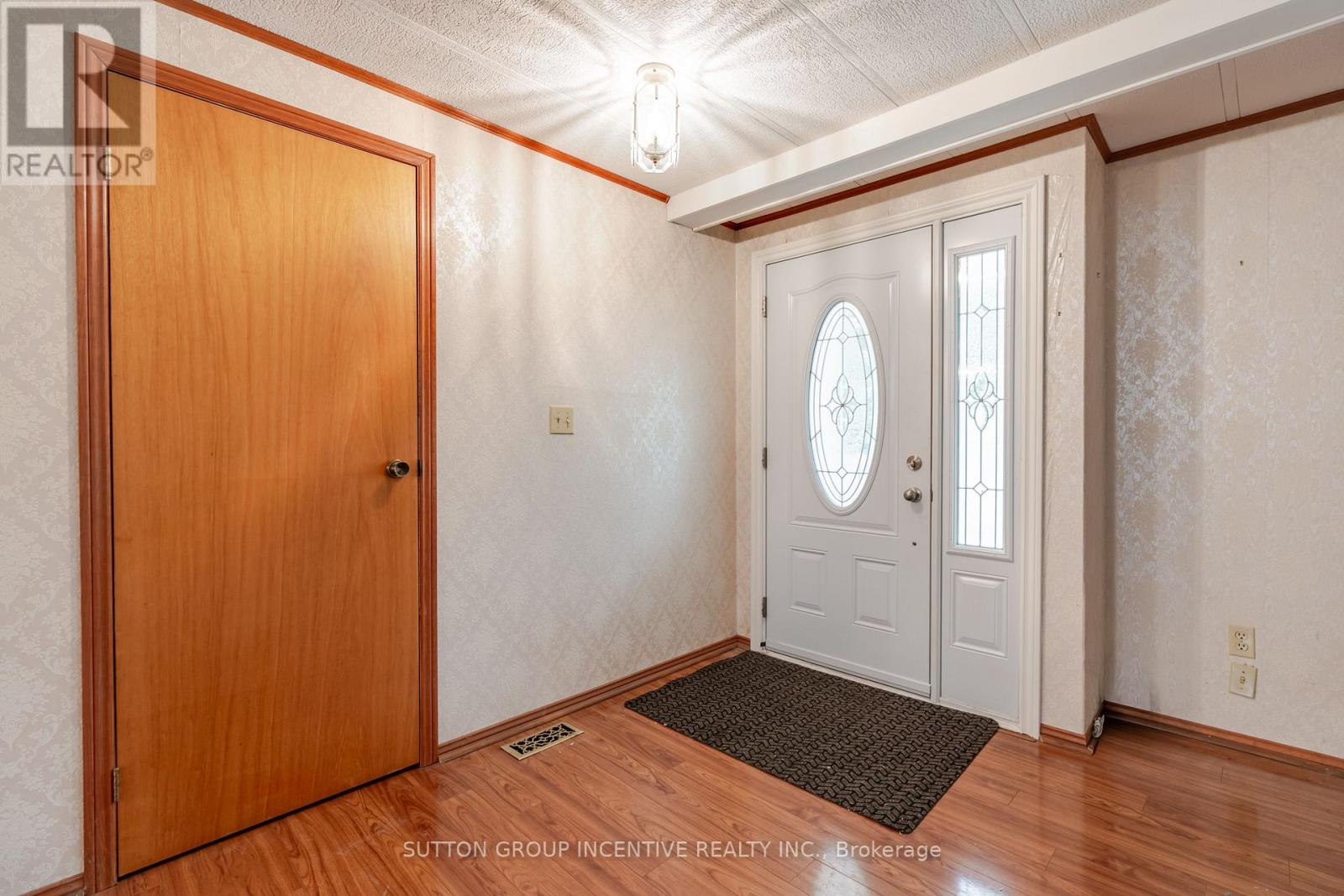 6 WILLOW LANDING - 10