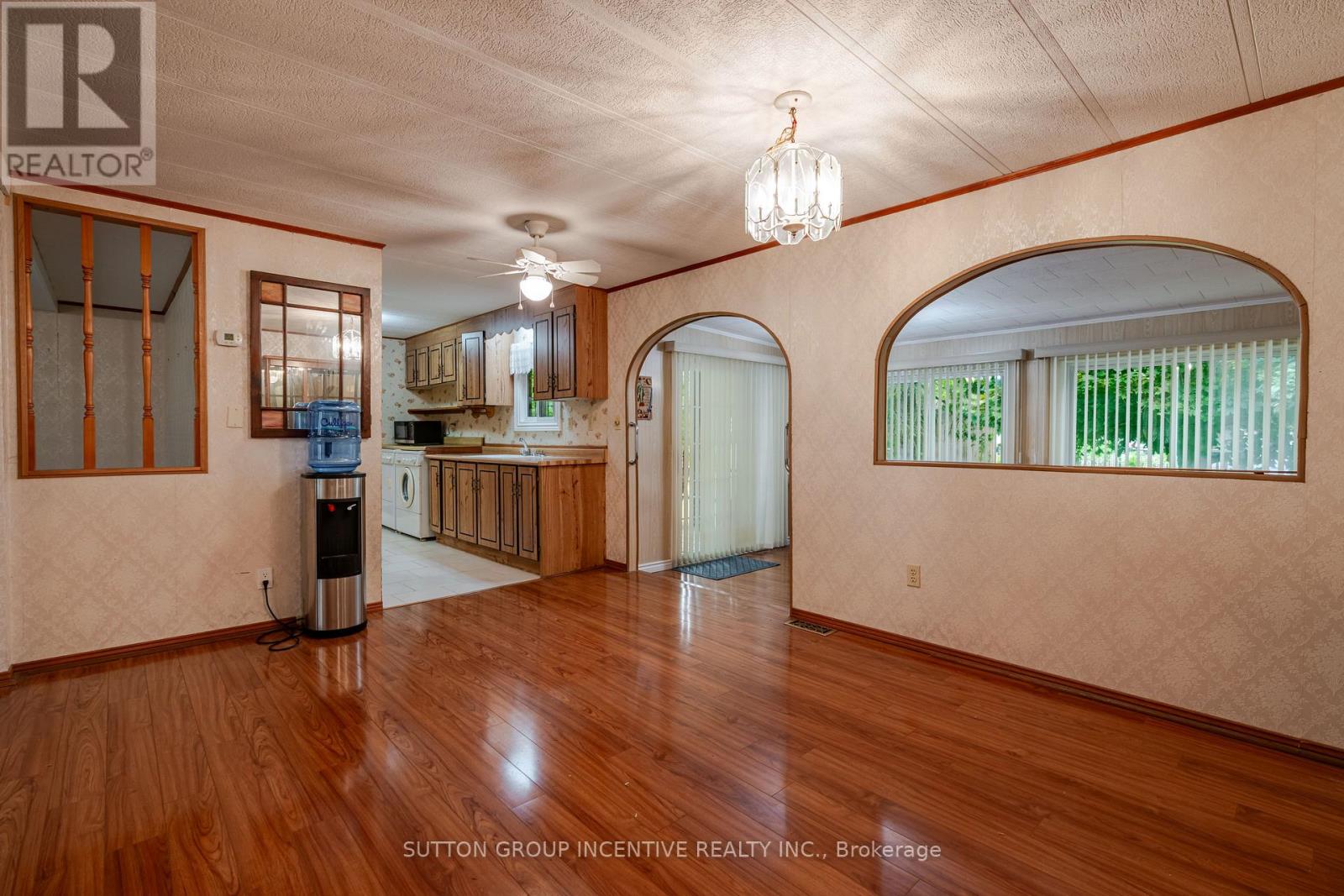 6 WILLOW LANDING - 15