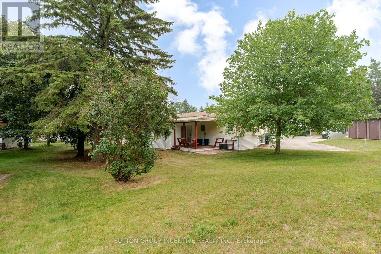 6 WILLOW LANDING - 29