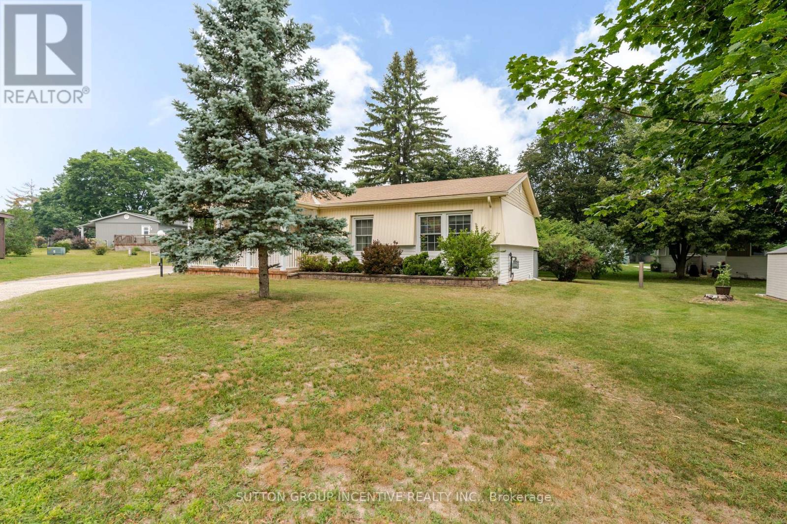 6 WILLOW LANDING - 3