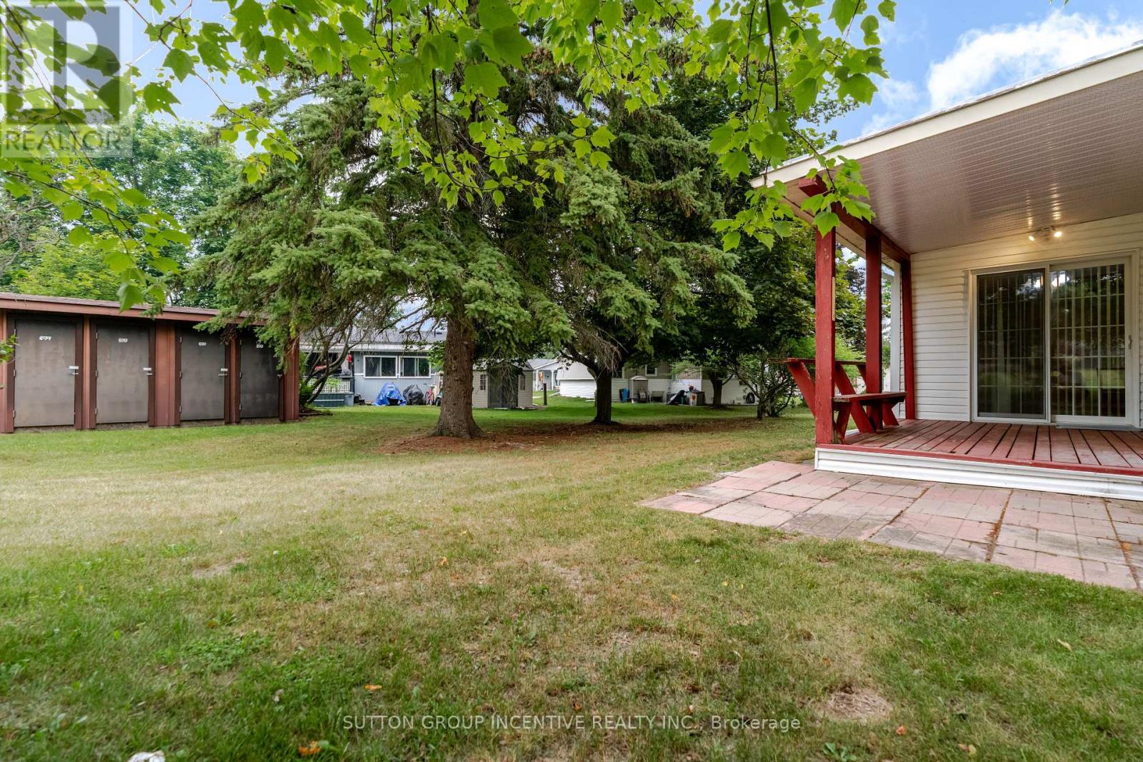 6 WILLOW LANDING - 36