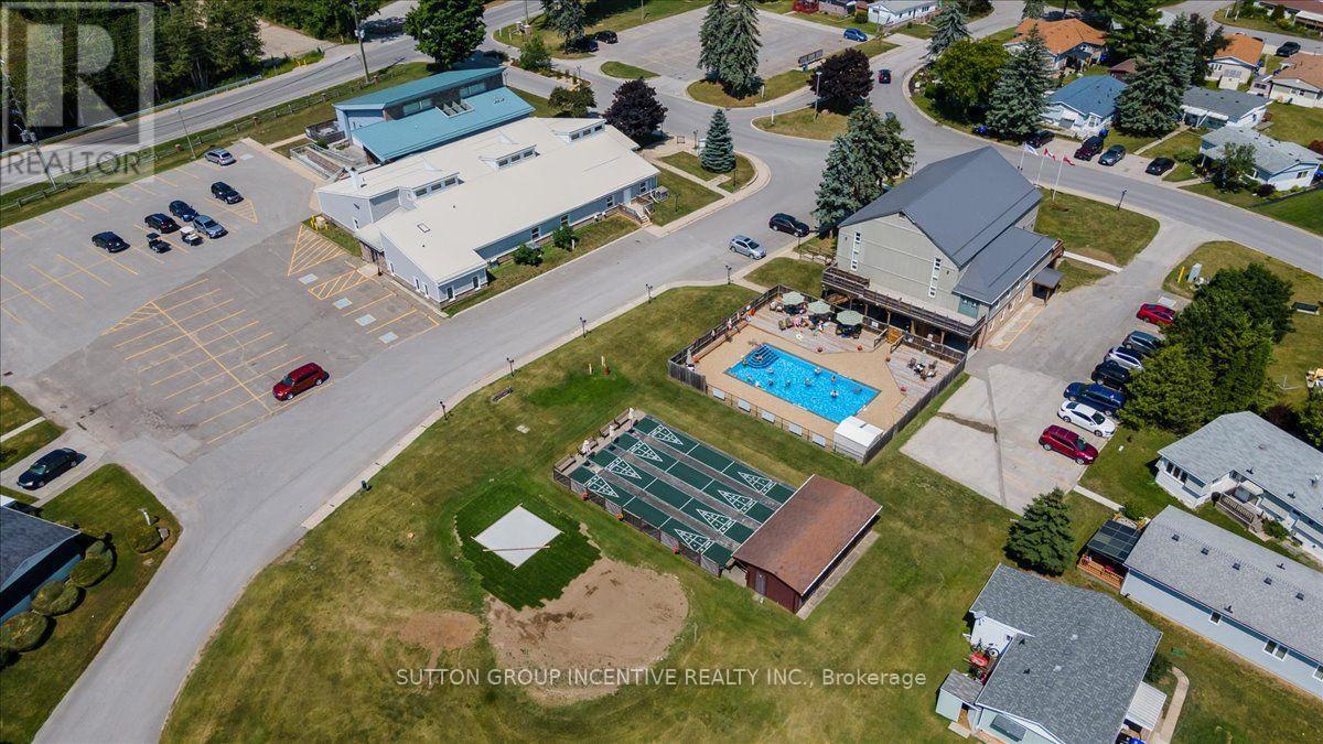 6 WILLOW LANDING - 40