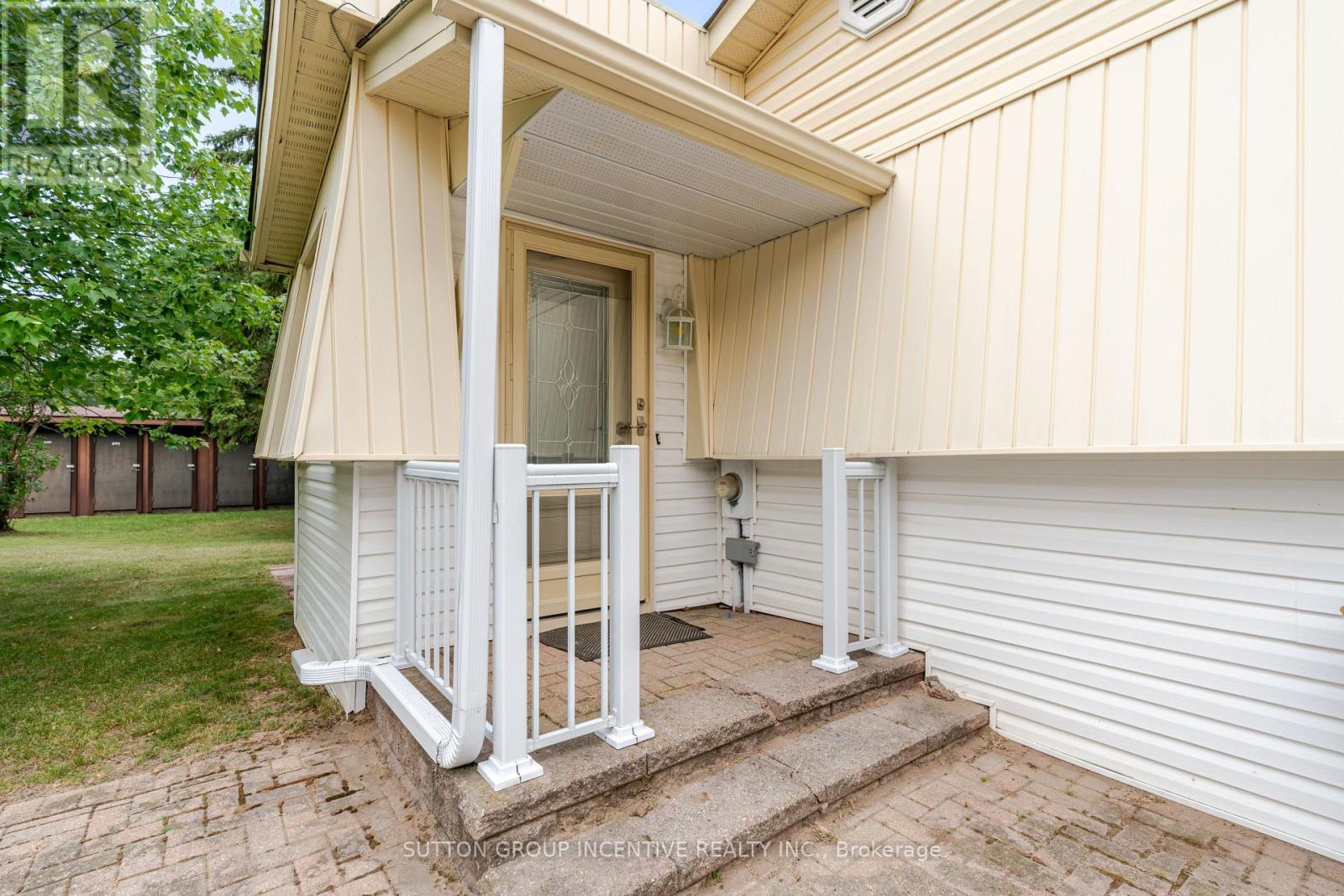 6 WILLOW LANDING - 6