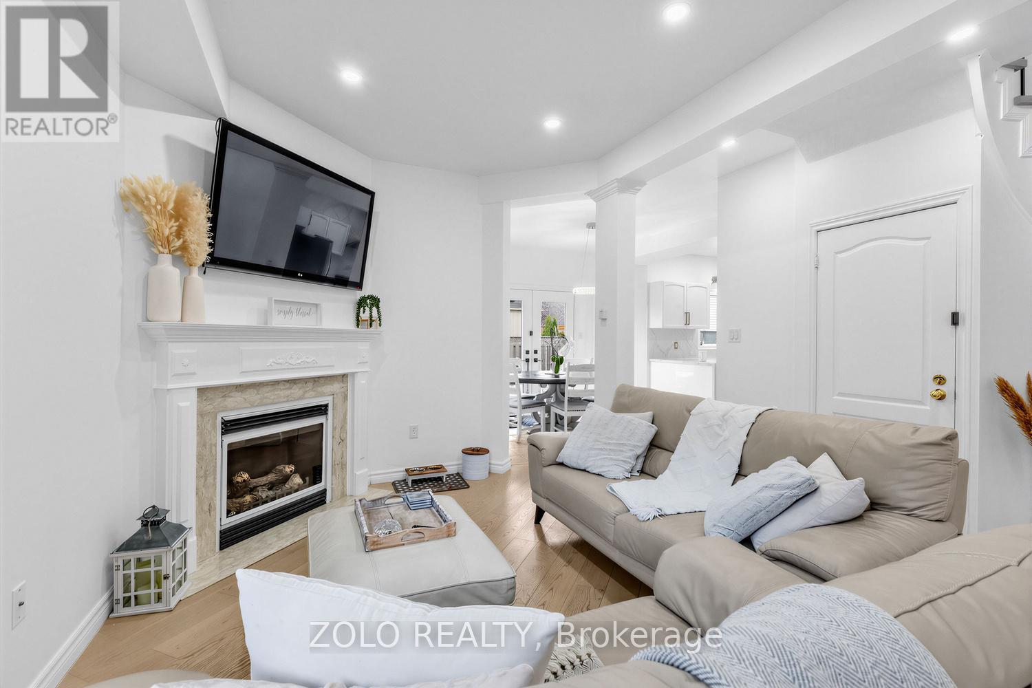 1911 SWAN STREET - 19