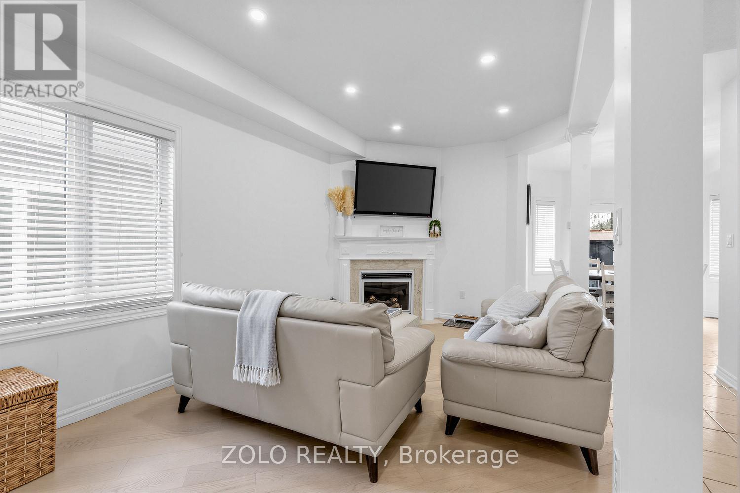 1911 SWAN STREET - 20