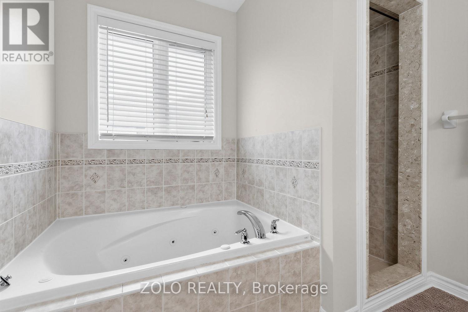 1911 SWAN STREET - 30