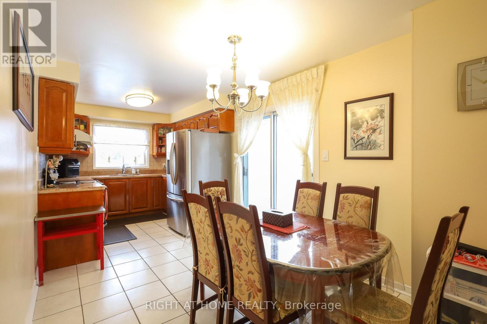 31 STARGELL CRESCENT - 11