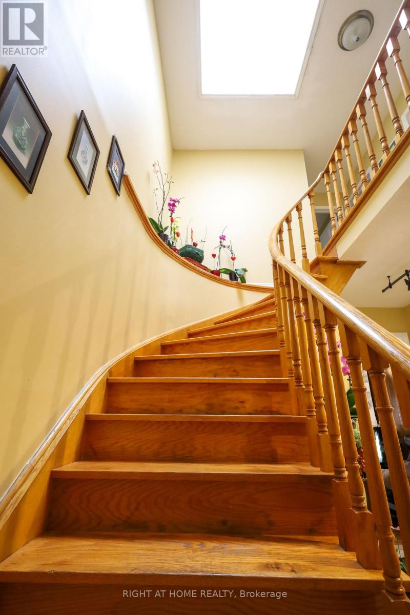 31 STARGELL CRESCENT - 21