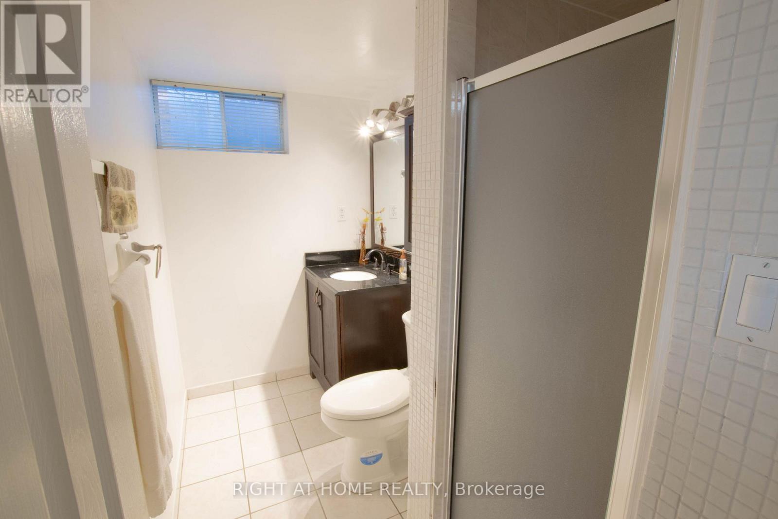 31 STARGELL CRESCENT - 37