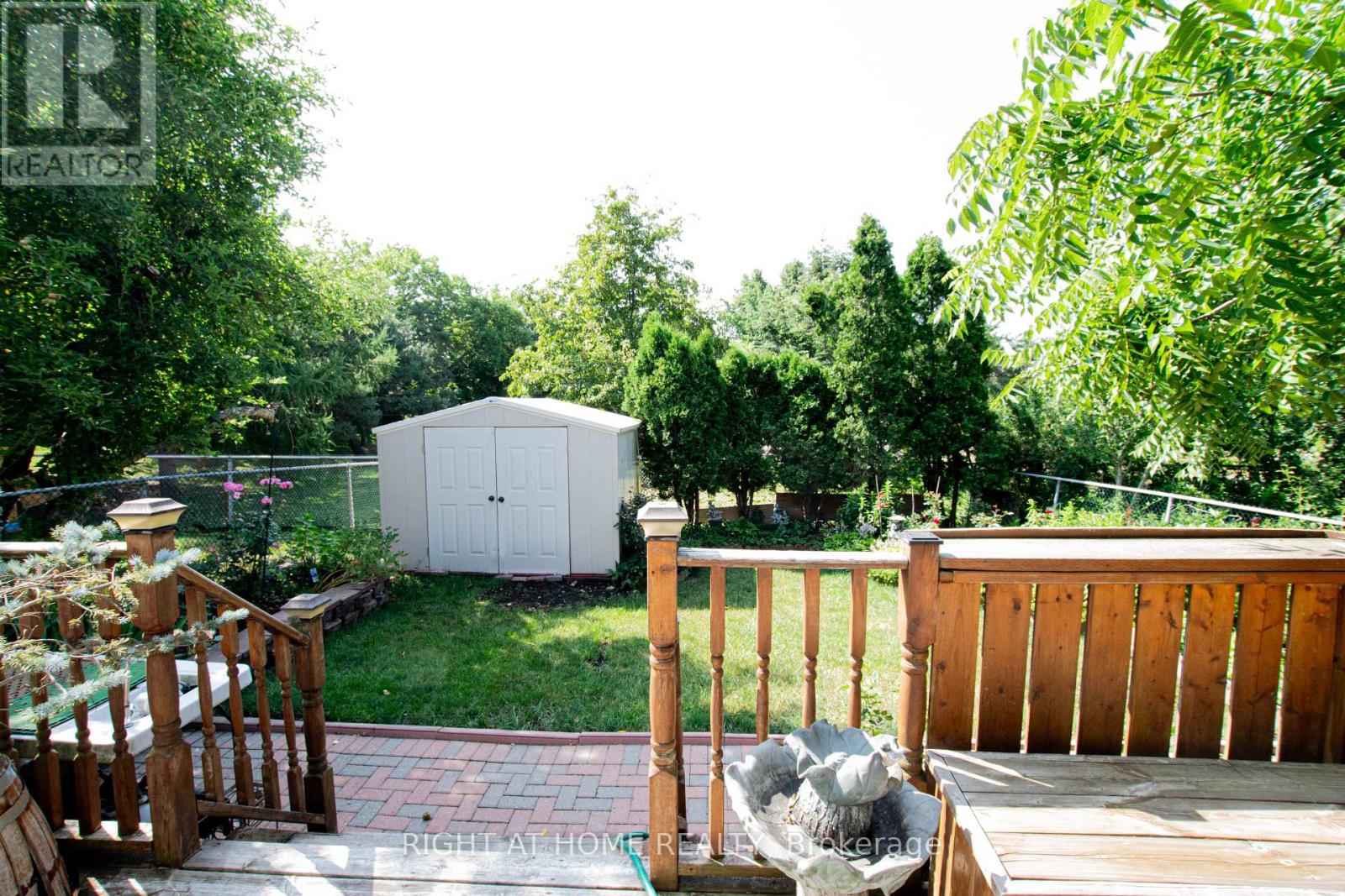 31 STARGELL CRESCENT - 45