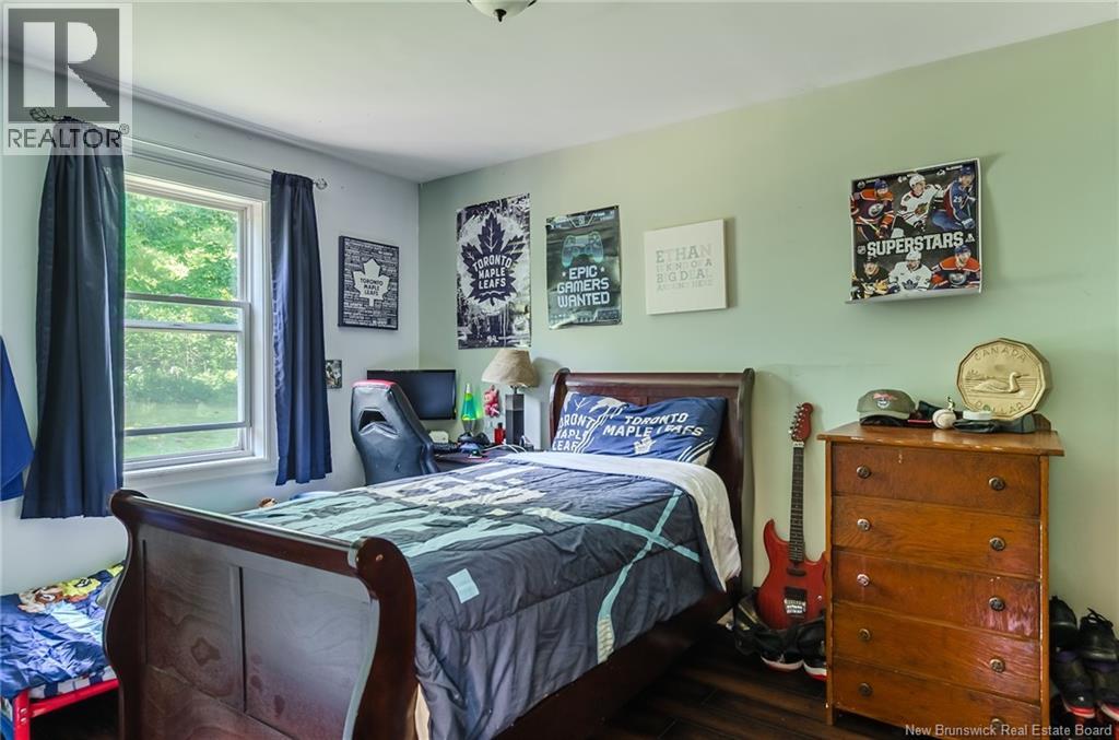 44 Eagle Rock Road - Image 17