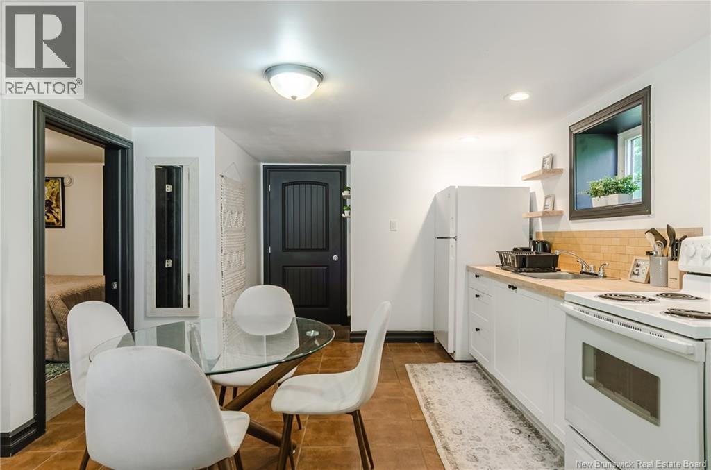 44 Eagle Rock Road - Image 23
