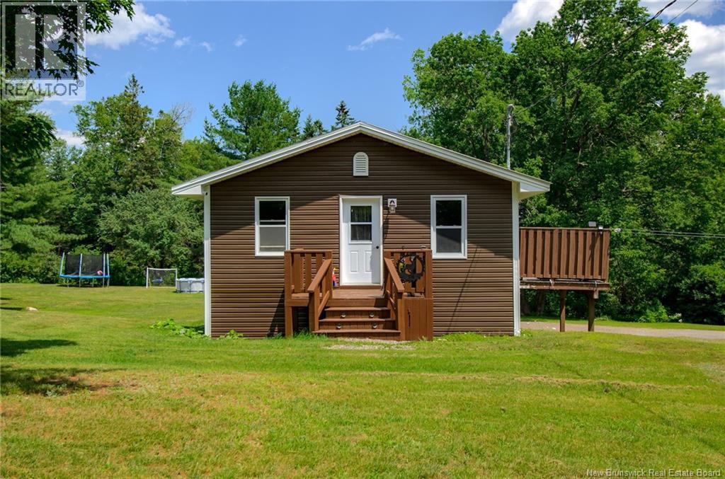 44 Eagle Rock Road - Image 32