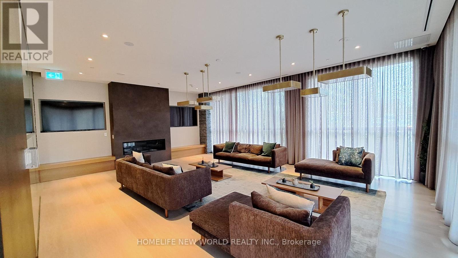 #613 10 DEERLICK COURT - 33