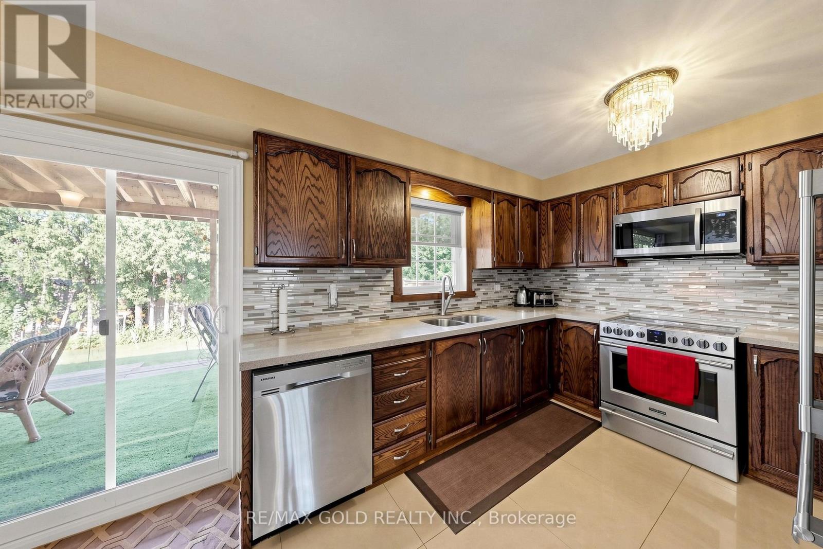 76 CHARTERS ROAD - 12