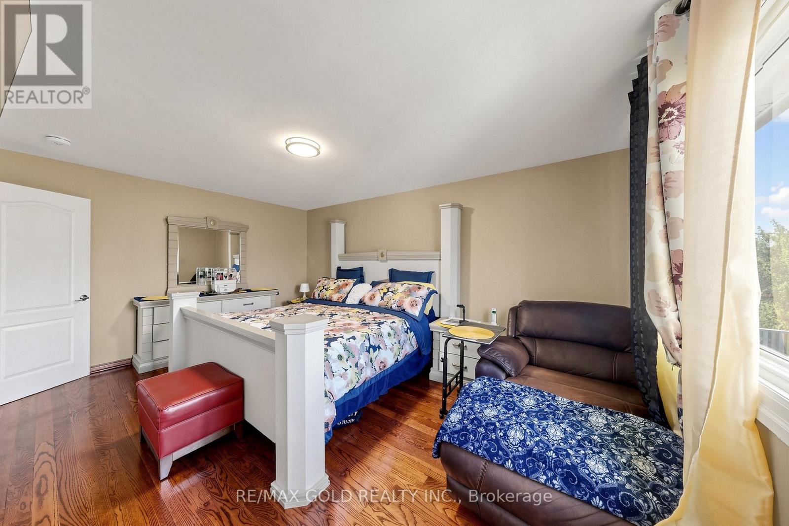 76 CHARTERS ROAD - 24