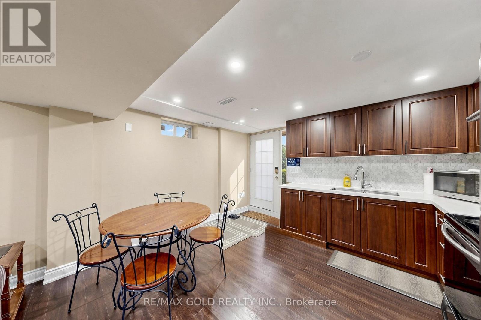 76 CHARTERS ROAD - 39