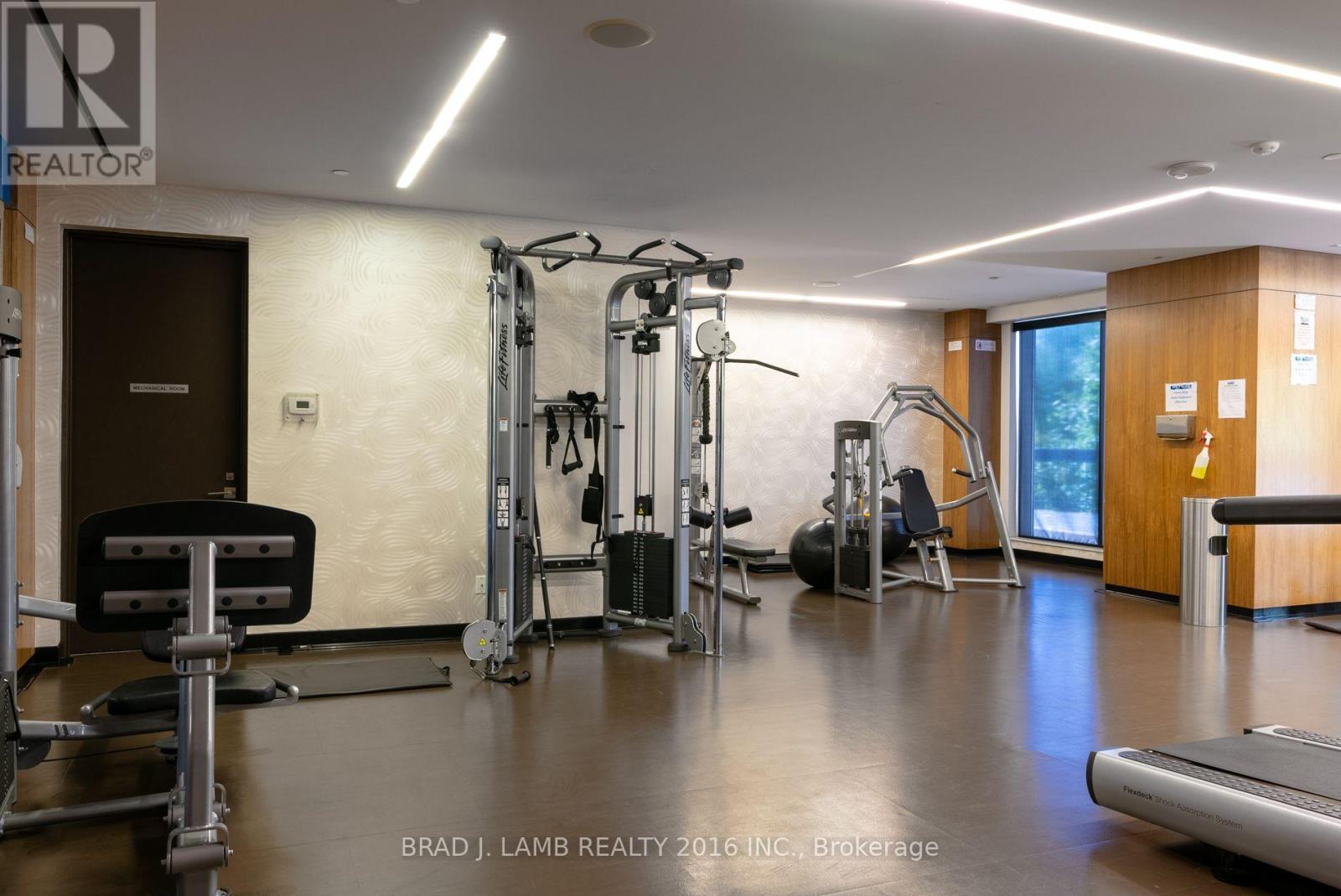##4403 36 PARK LAWN ROAD - 29