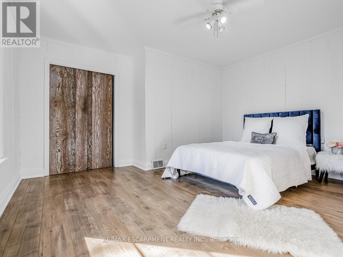804 SHADELAND AVENUE - 25