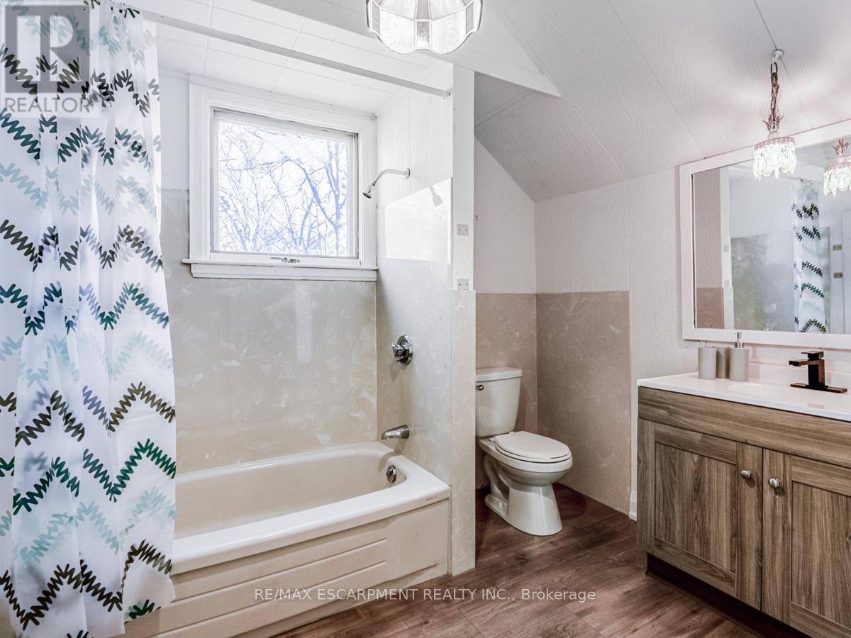 804 SHADELAND AVENUE - 27