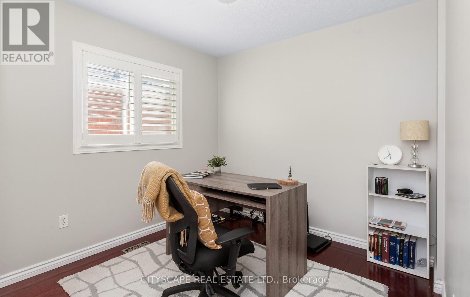 3324 EQUESTRIAN CRESCENT - 27
