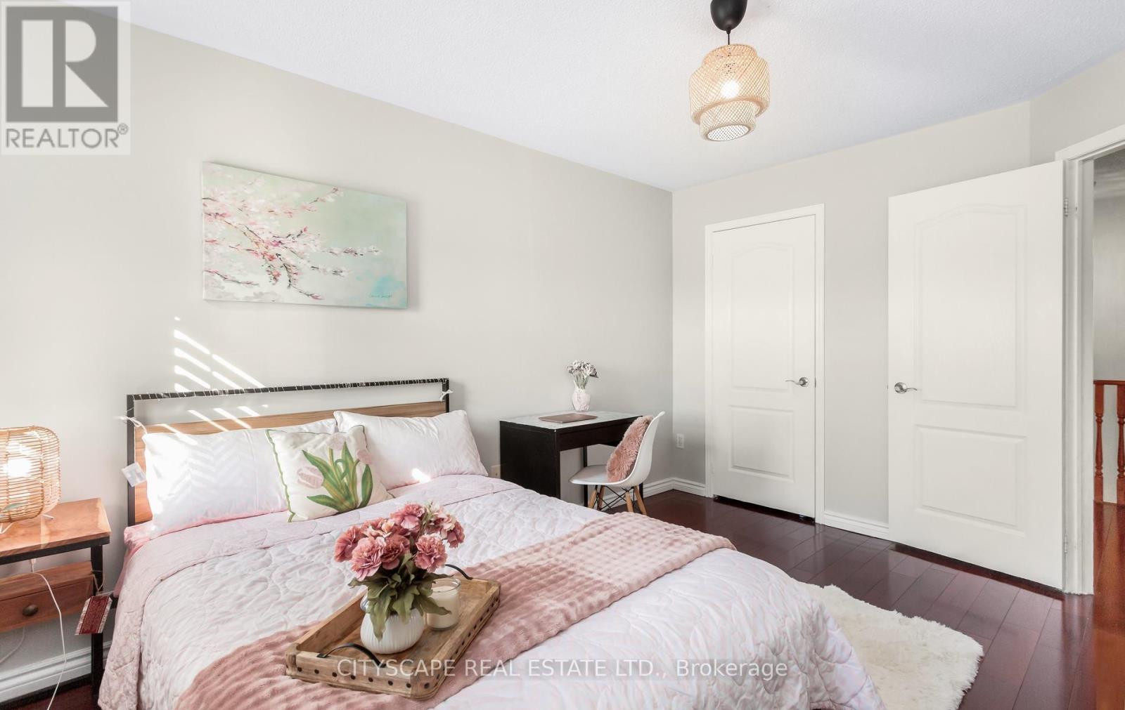 3324 EQUESTRIAN CRESCENT - 31