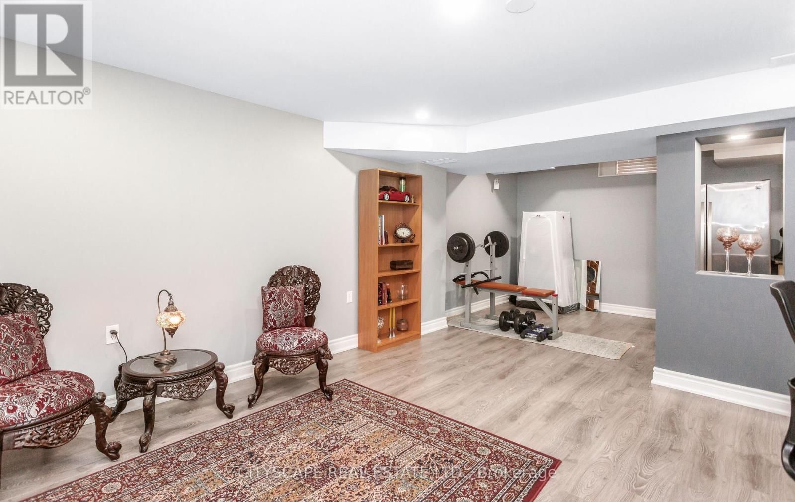 3324 EQUESTRIAN CRESCENT - 38