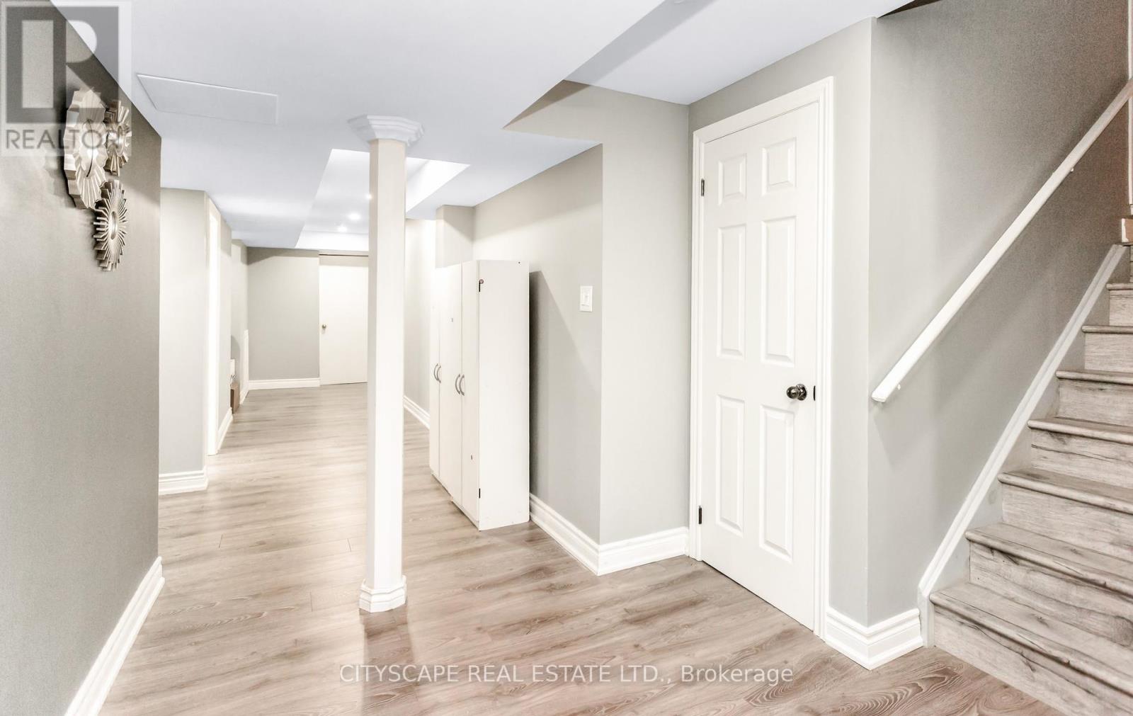 3324 EQUESTRIAN CRESCENT - 41