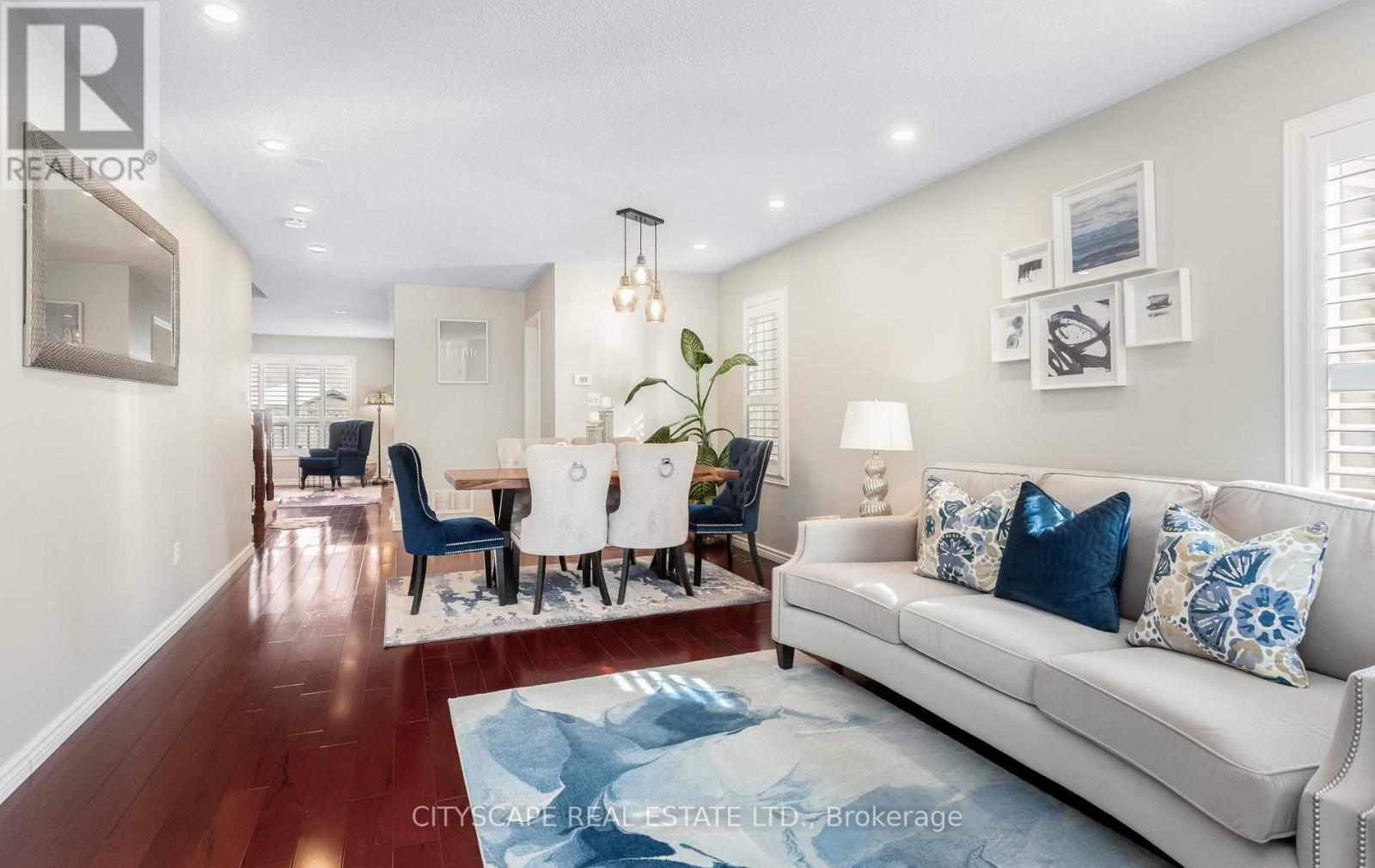 3324 EQUESTRIAN CRESCENT - 5