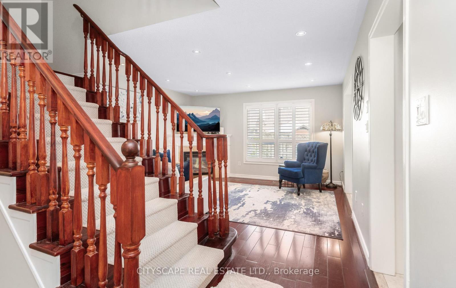 3324 EQUESTRIAN CRESCENT - 9
